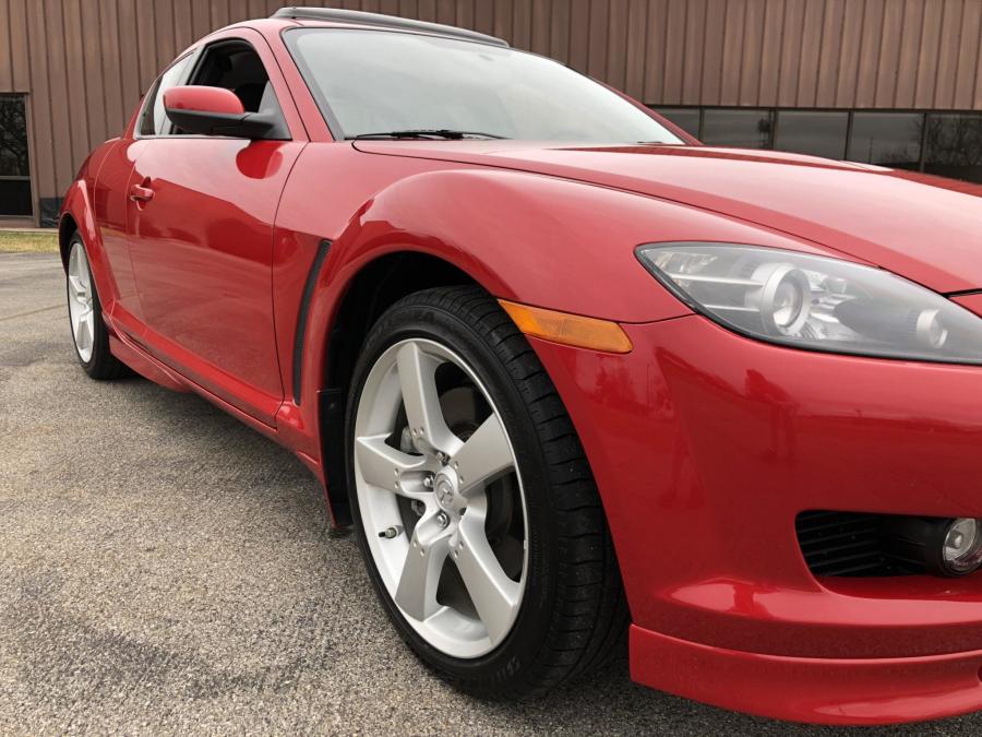 Детали экстерьера Mazda RX-8 2005 года  (фото 32 из 197)